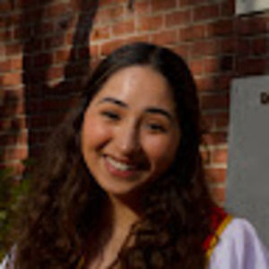 Meet your Posher, Nadia